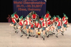 047